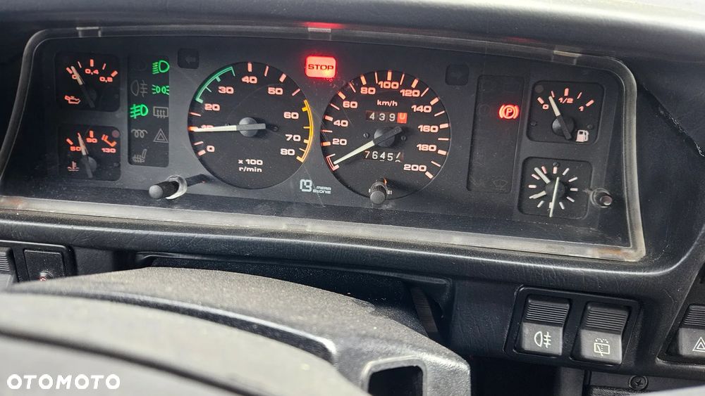 Polonez Caro - 36