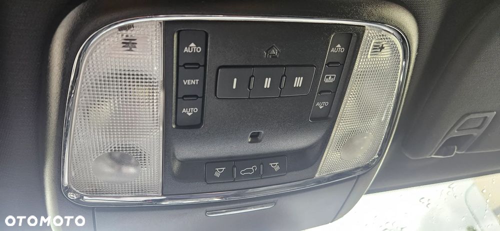 Jeep Grand Cherokee 3.6 V6 Overland - 30