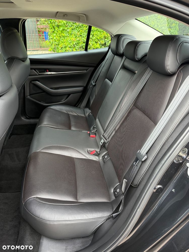 Mazda 3 - 23