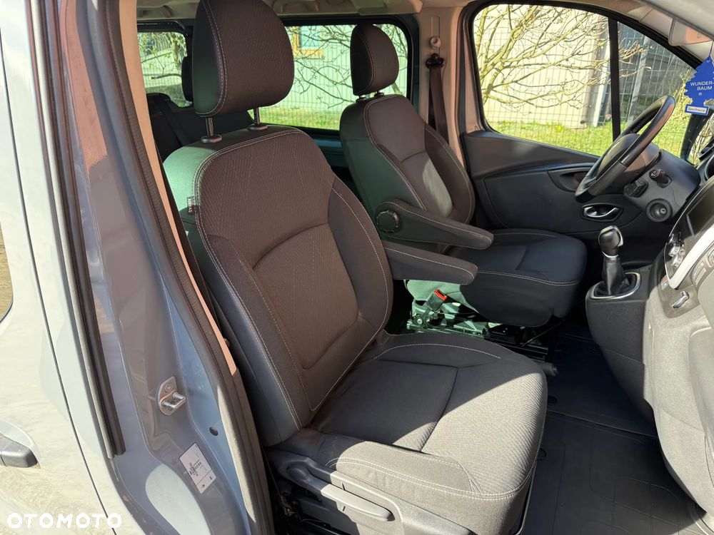 Renault Trafic - 28
