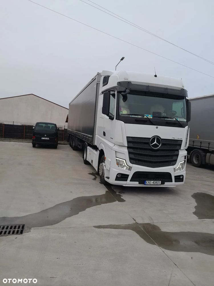 Mercedes-Benz Actros - 4