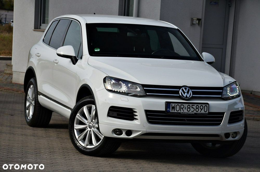 Volkswagen Touareg - 1