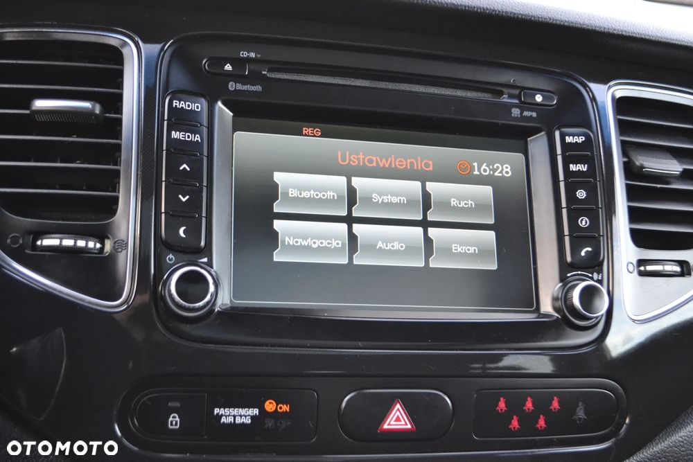 Kia Carens 1.7 CRDi Business Line 7os - 29