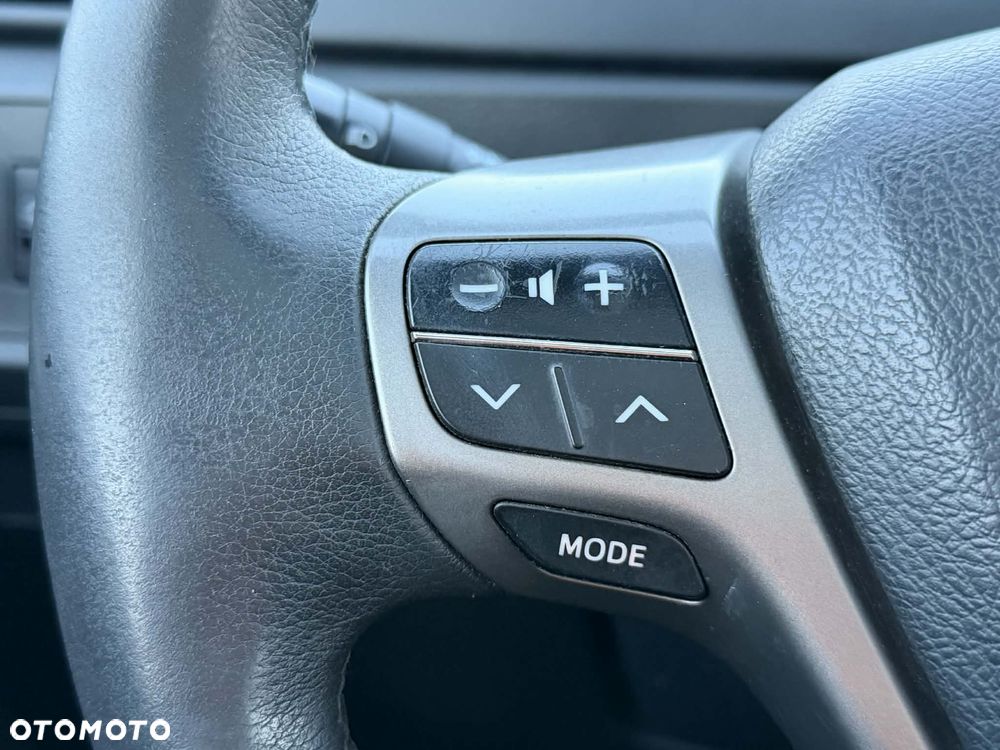 Toyota Verso 2.0 D-4D Sol SW 7os - 29