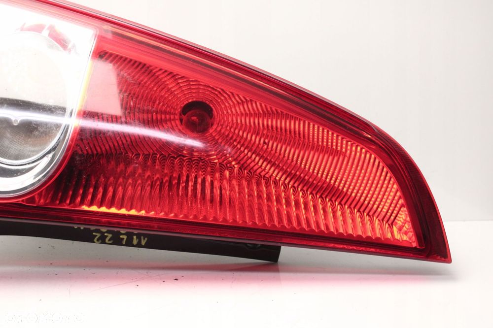 suzuki splash 08r- lampa lewy tył lewa tylna - 3