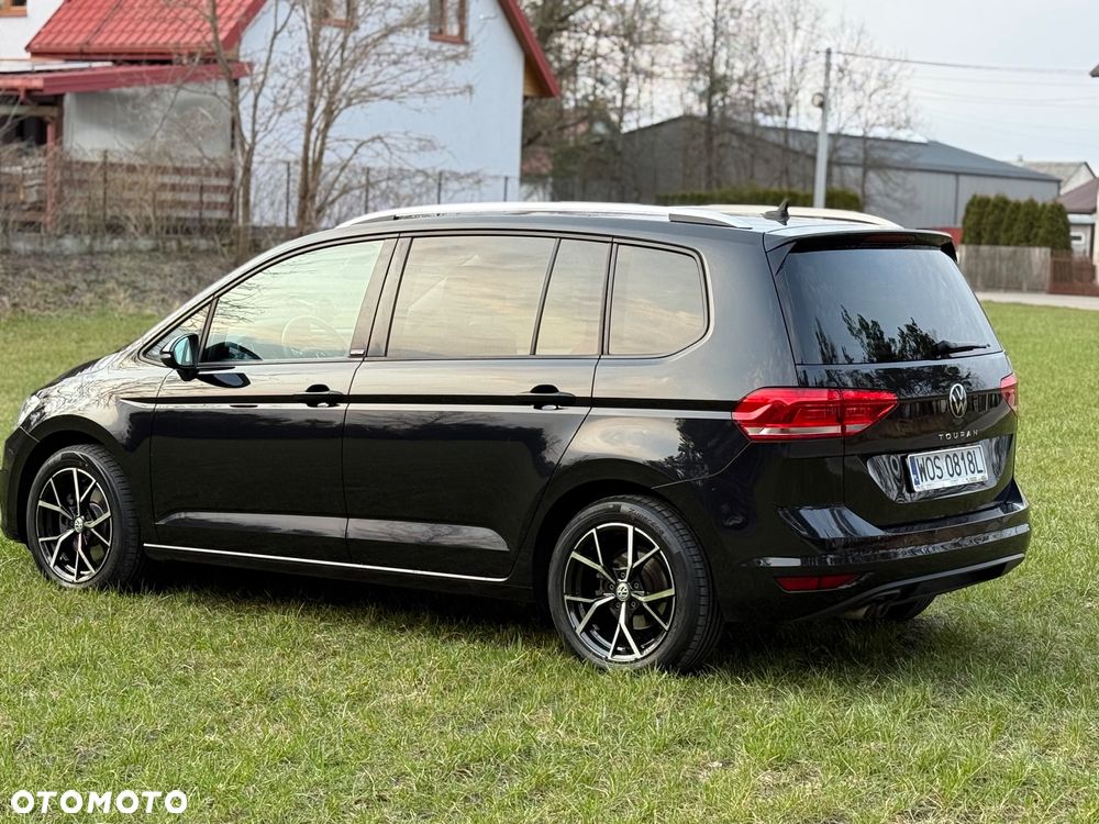 Volkswagen Touran 2.0 TDI SCR DSG ACTIVE - 4