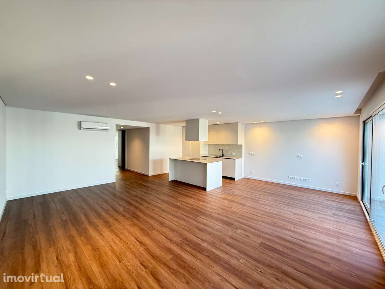Apartamento T2 - Centro Guimarães - Grande imagem: 4/26