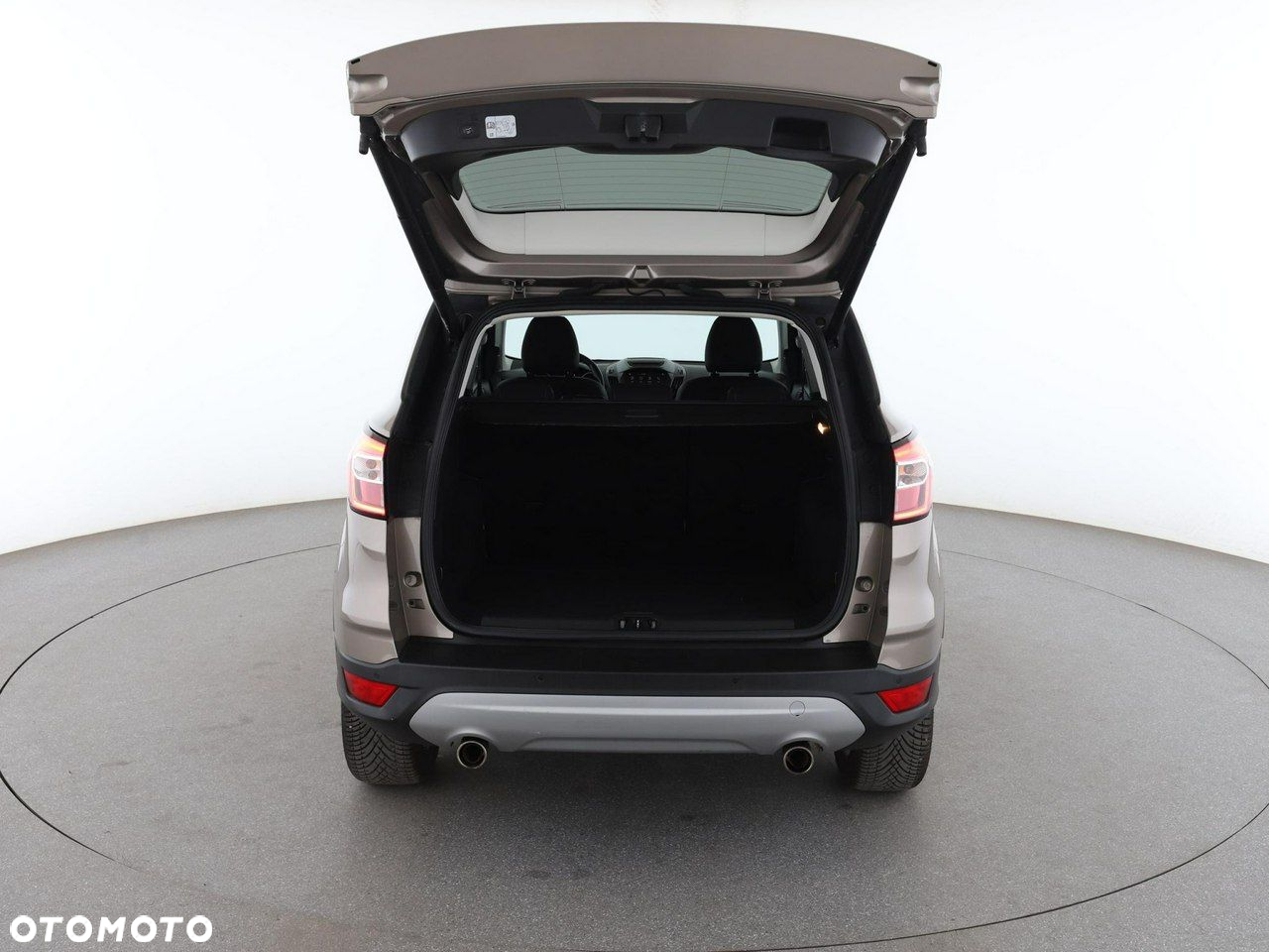 Ford Kuga 1.5 EcoBoost 4x4 Titanium - 19