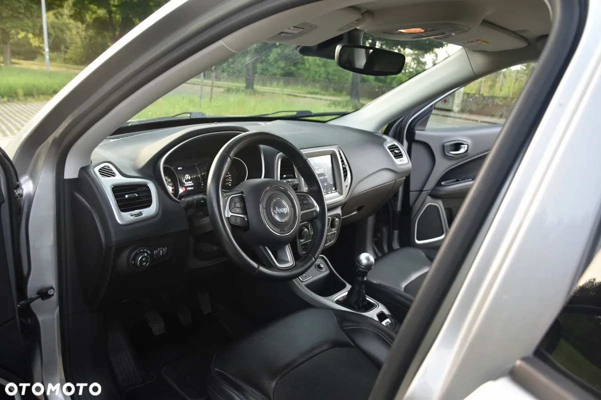 Jeep Compass 1.4 MultiAir Longitude - 19