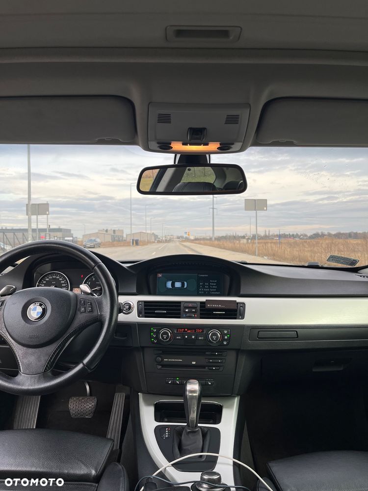 BMW Seria 3 335i - 6