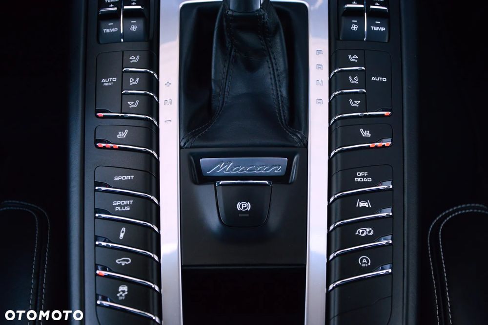 Porsche Macan GTS - 25