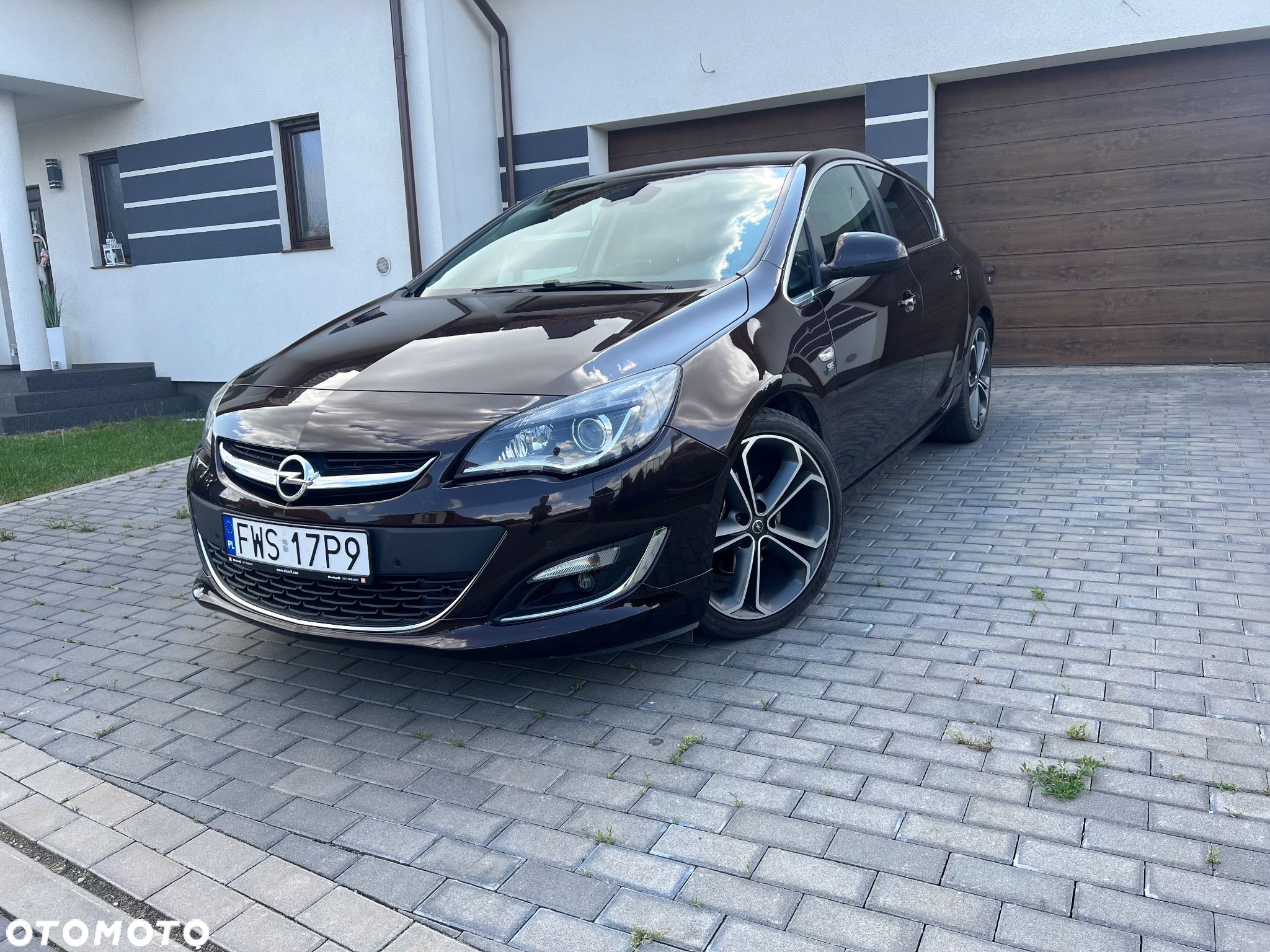 Opel Astra IV 1.6 T SIDI Sport S&S - 1