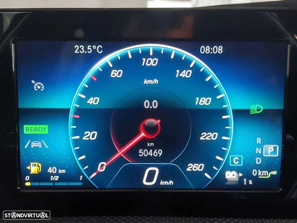 Mercedes-Benz A 250 e AMG Line - 7