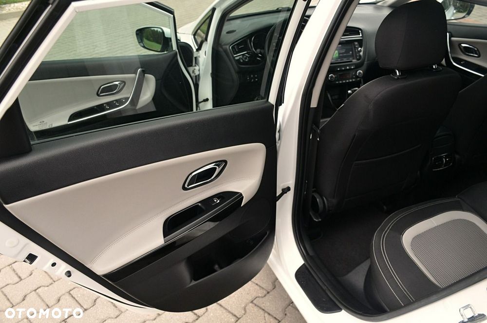Kia Ceed - 17
