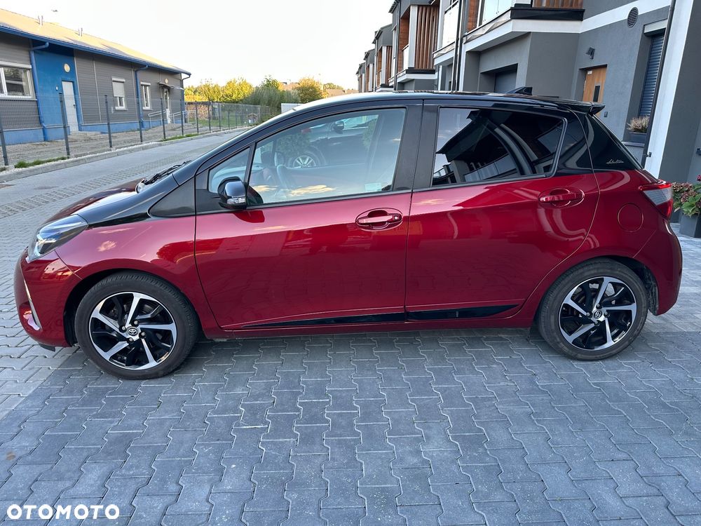 Toyota Yaris 1.5 Selection CVT - 11