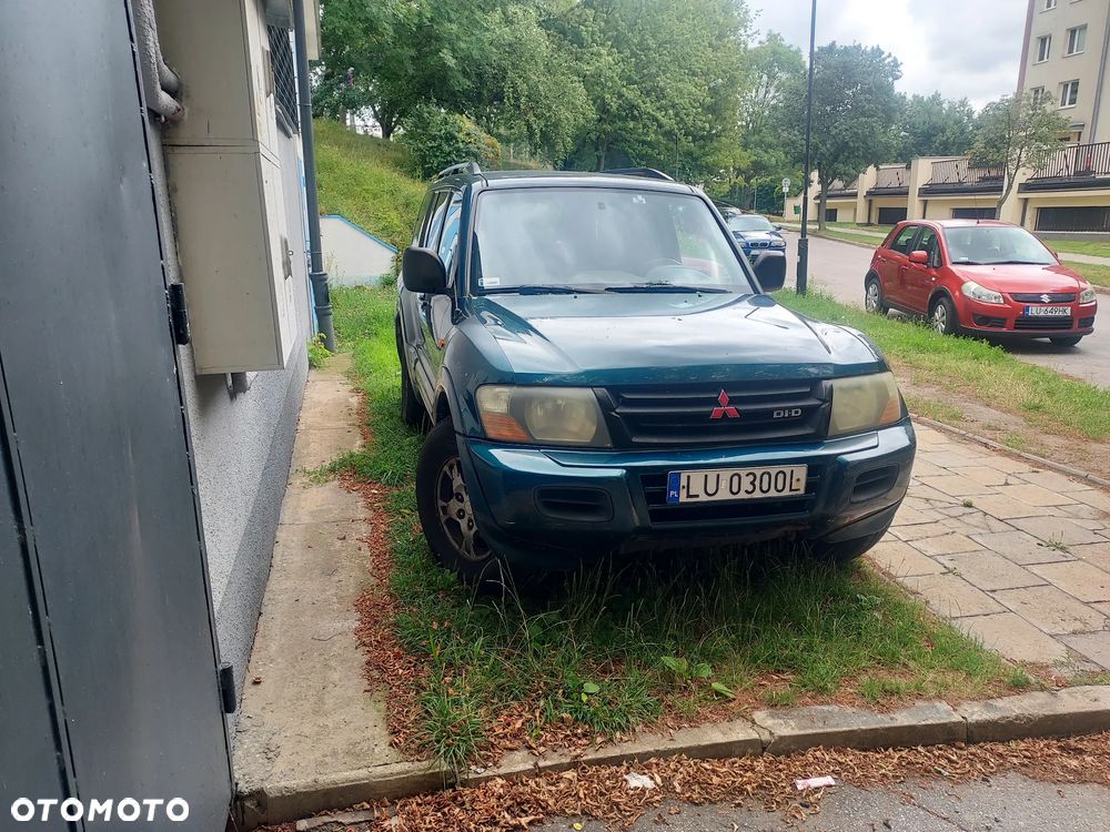 Mitsubishi Pajero 3.2 DID 7os - 1