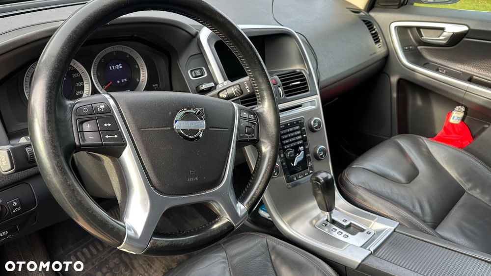 Volvo XC 60 - 8