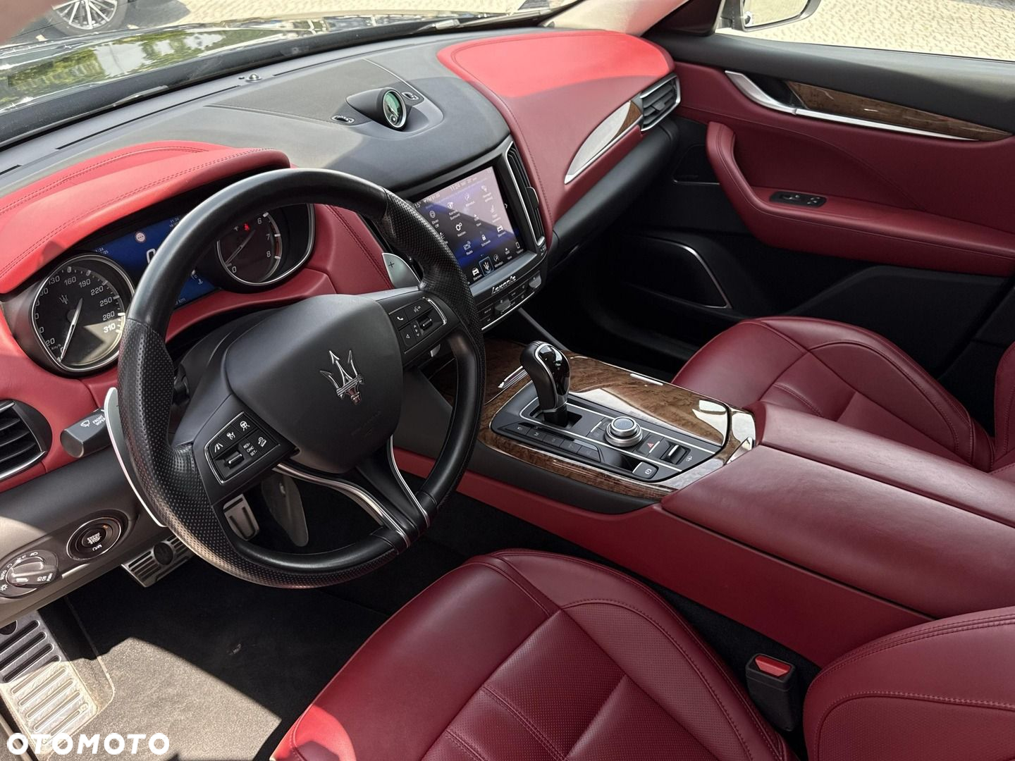 Maserati Levante Essence - 11