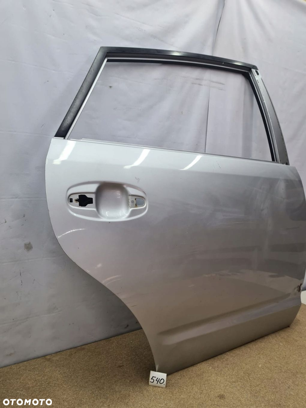 TOYOTA PRIUS 2 II DRZWI PRAWE TYŁ TYLNE - 4