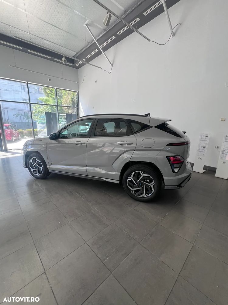 Hyundai KONA - 2