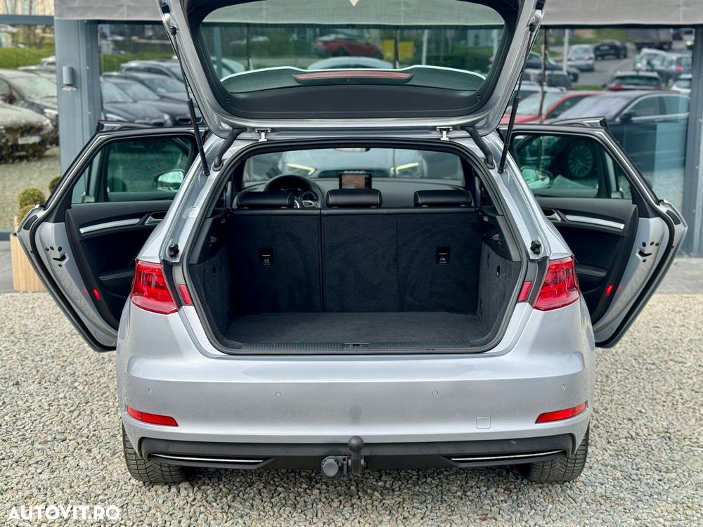 Audi A3 1.4 TFSI ack S line Sportpaket - 18