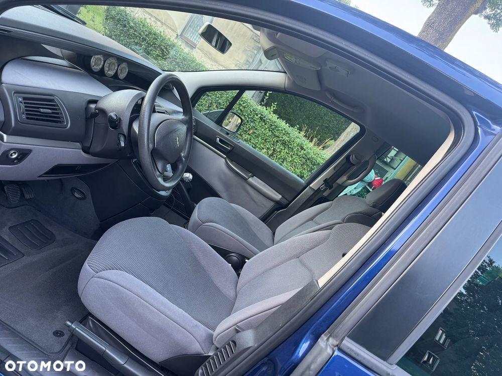 Peugeot 807 140 Premium - 14
