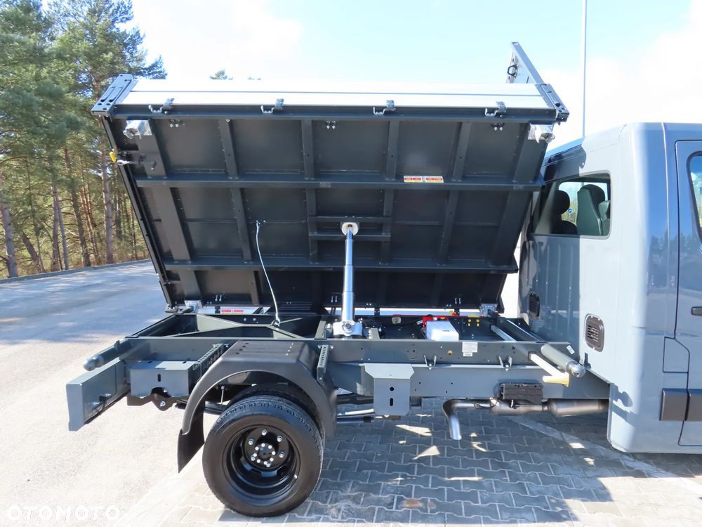 Iveco DAILY 35C16 163 KM Wywrotka Kiper Wywrot x 3 Strony 3211 mm Długi Renomowanej Firmy SCATTOLINI HAK 3500 Kg 53 Tys Km Przeb. Stan Auta NOWY POLECAM - 17