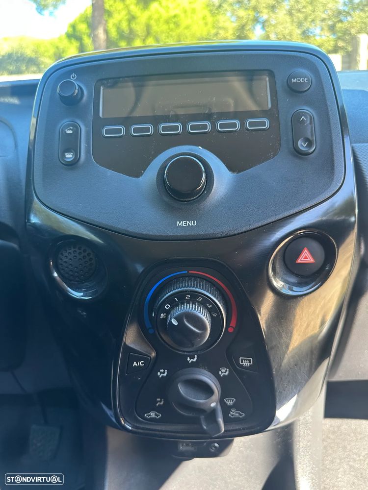 Peugeot 108 1.0 VTI Style - 11