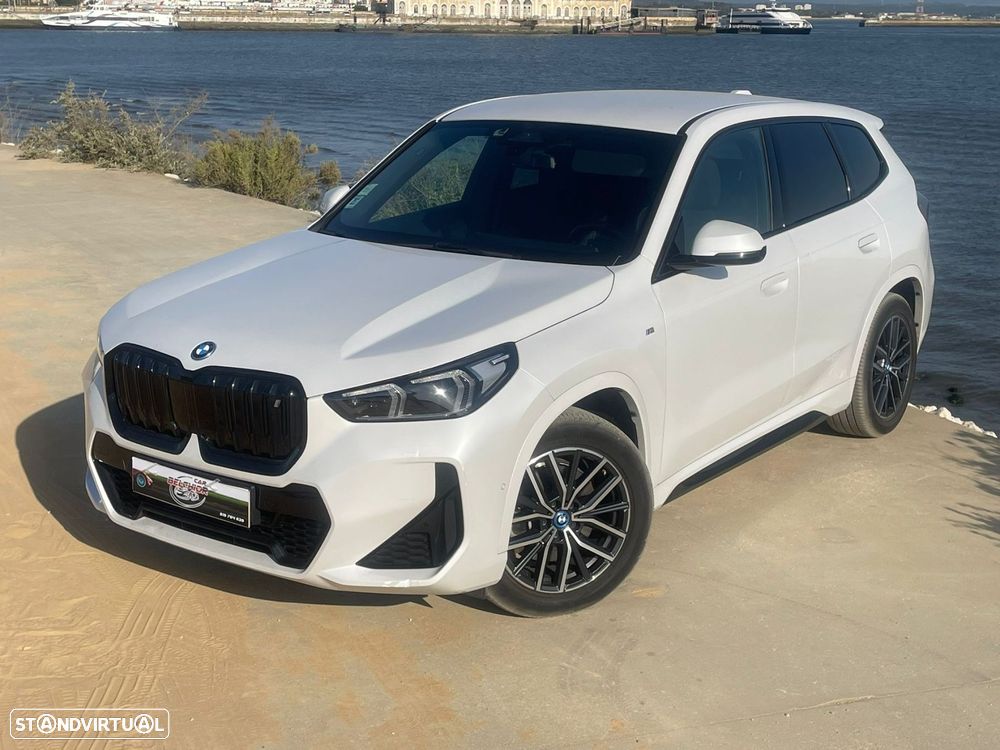 BMW iX1 xDrive30 Pack Desportivo M - 9