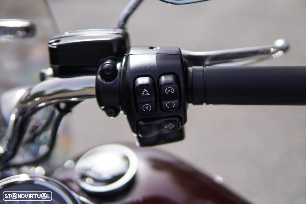 Harley-Davidson Road King Classic - 53