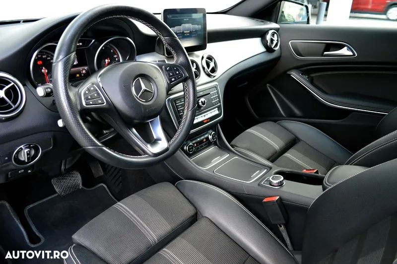 Mercedes-Benz GLA 200 (CDI) d 7G-DCT AMG Line - 12