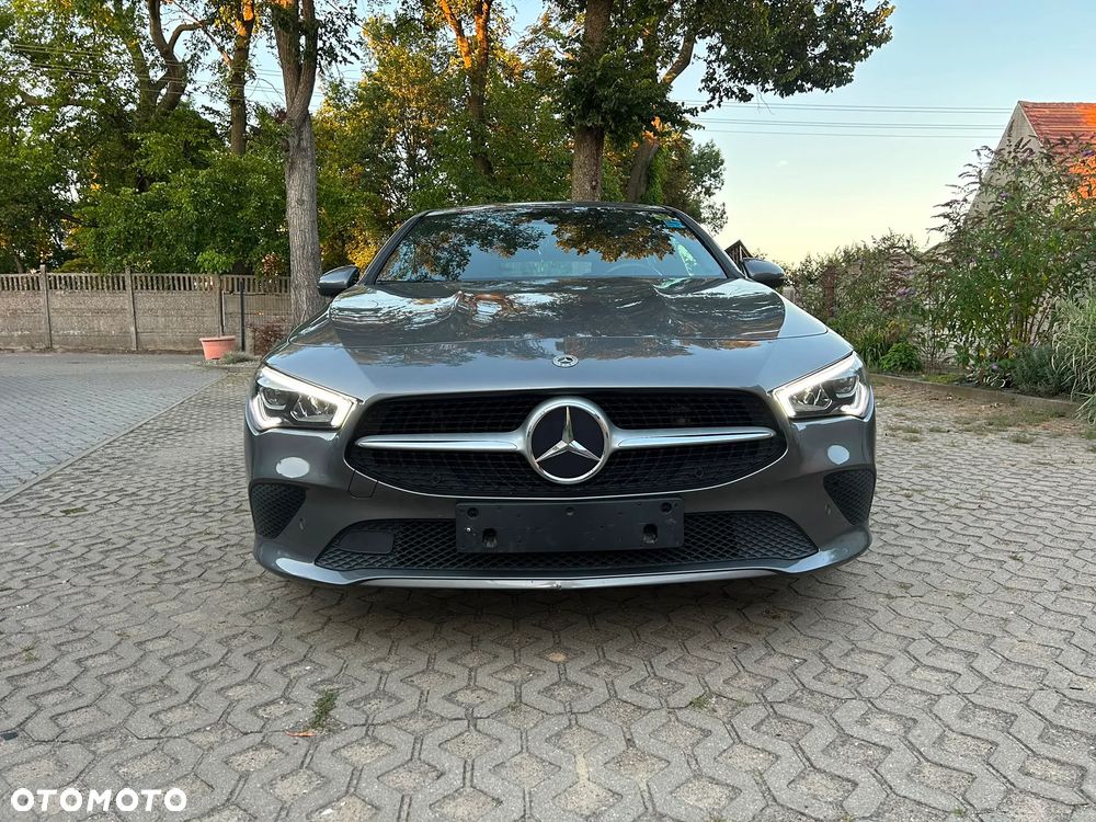 Mercedes-Benz CLA 180 7G-DCT Edition 2021 - 2