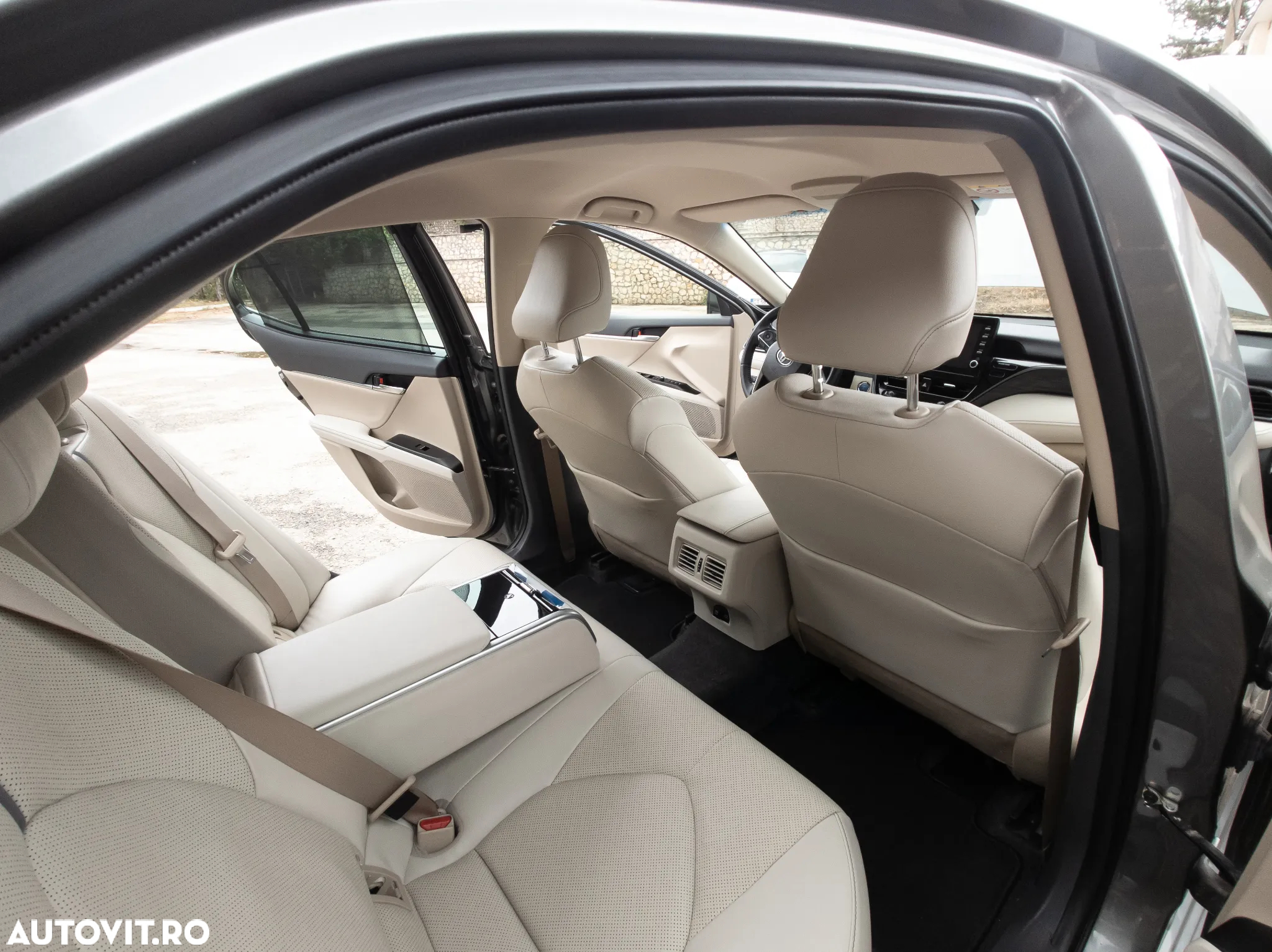 Toyota Camry 2.5 Hybrid Exclusive - 7