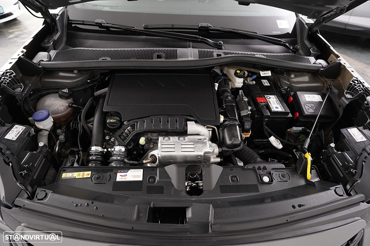Peugeot 2008 1.2 PureTech Allure - 24