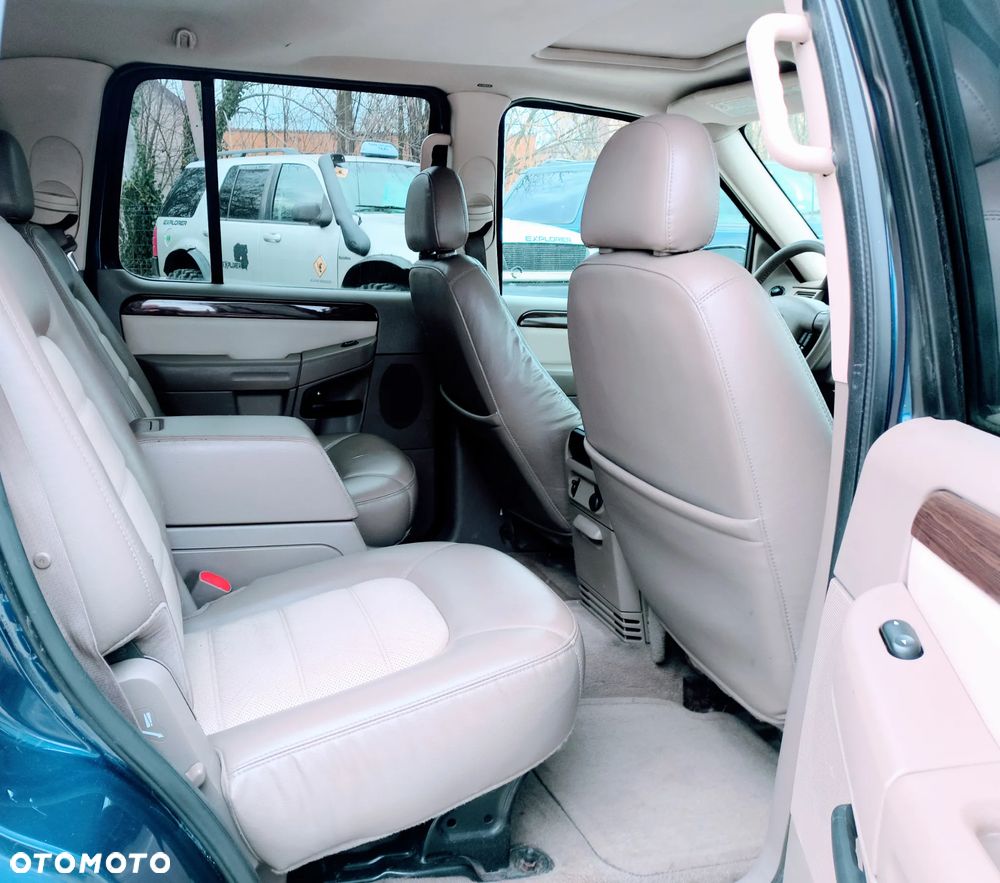 Ford Explorer 4.6 - 9