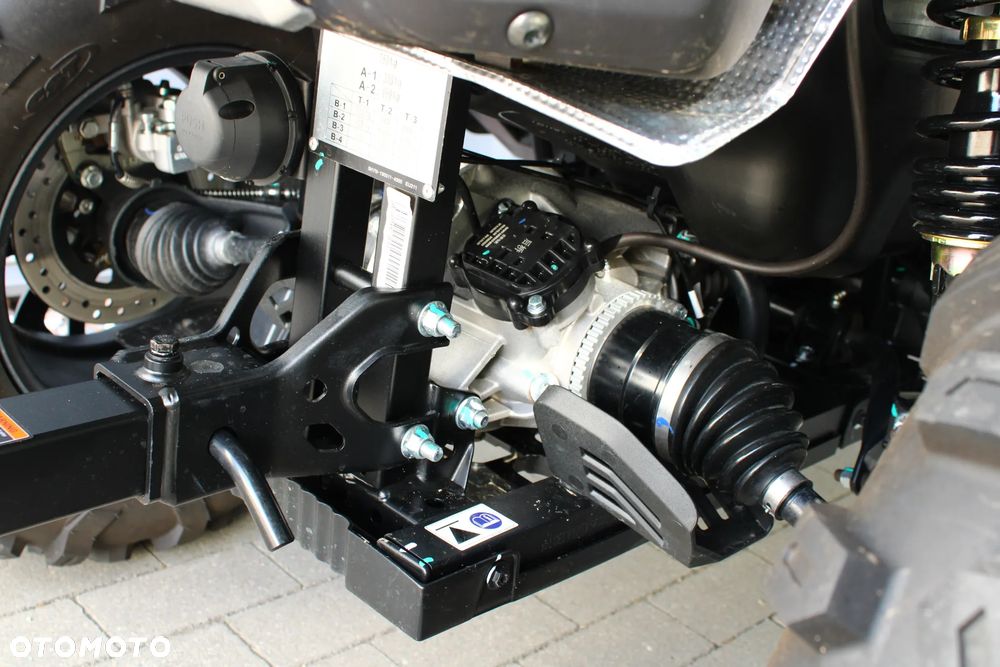 CFMoto CForce - 30