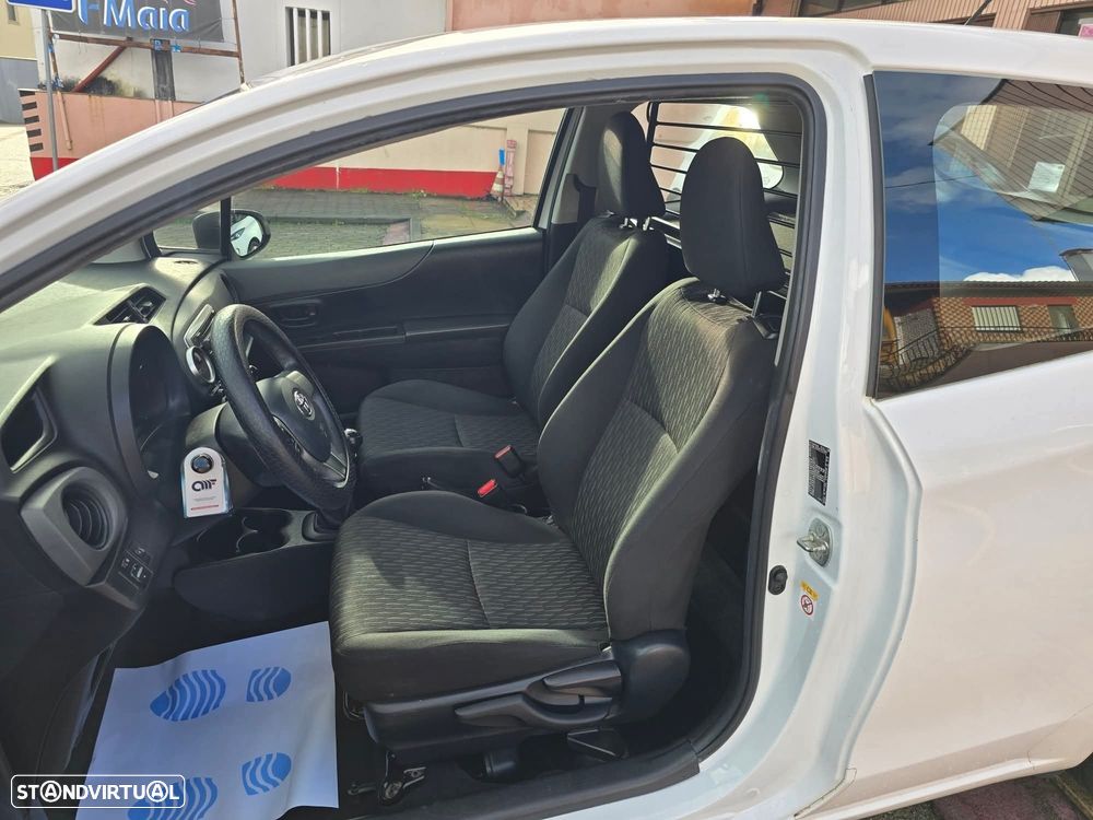 Toyota Yaris - 9