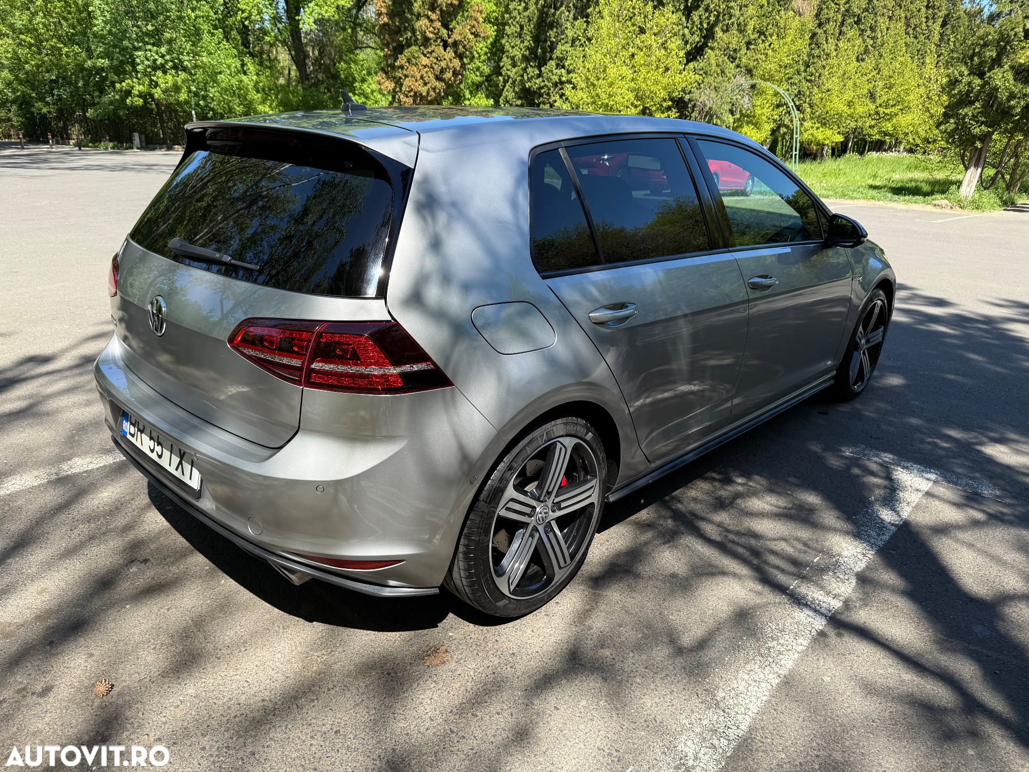 Volkswagen Golf 2.0 TDI DPF BMT DSG GTD - 6