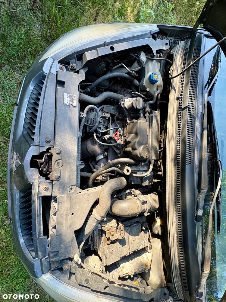 Mitsubishi Colt - 7
