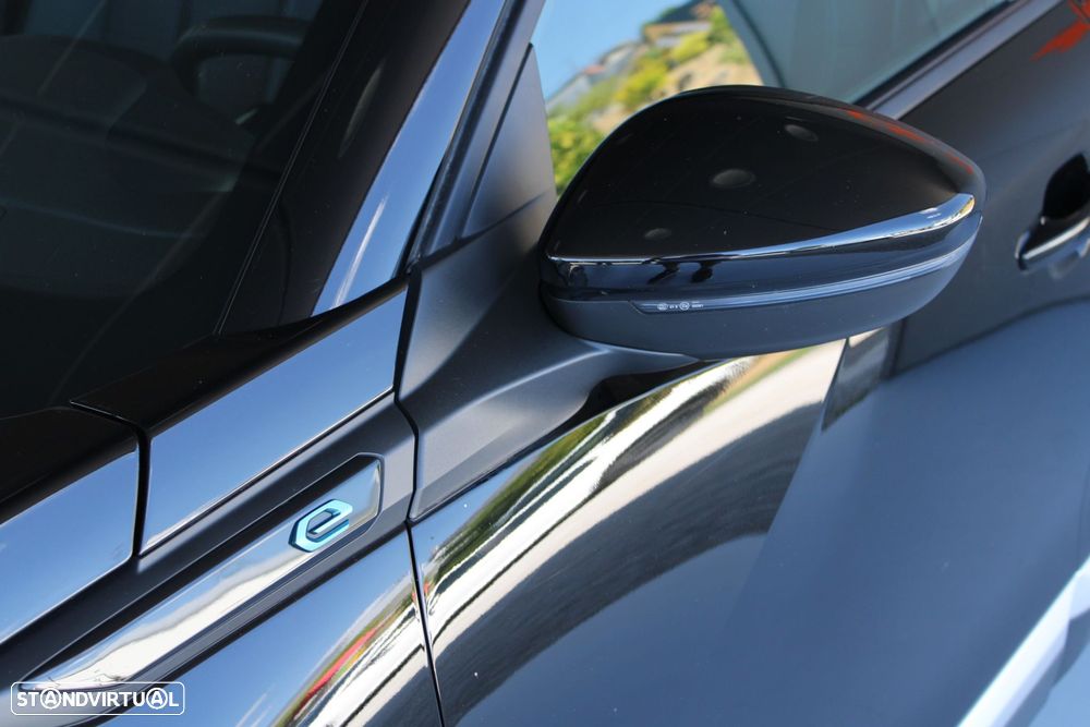 Peugeot e-2008 50 kWh Allure Pack - 38