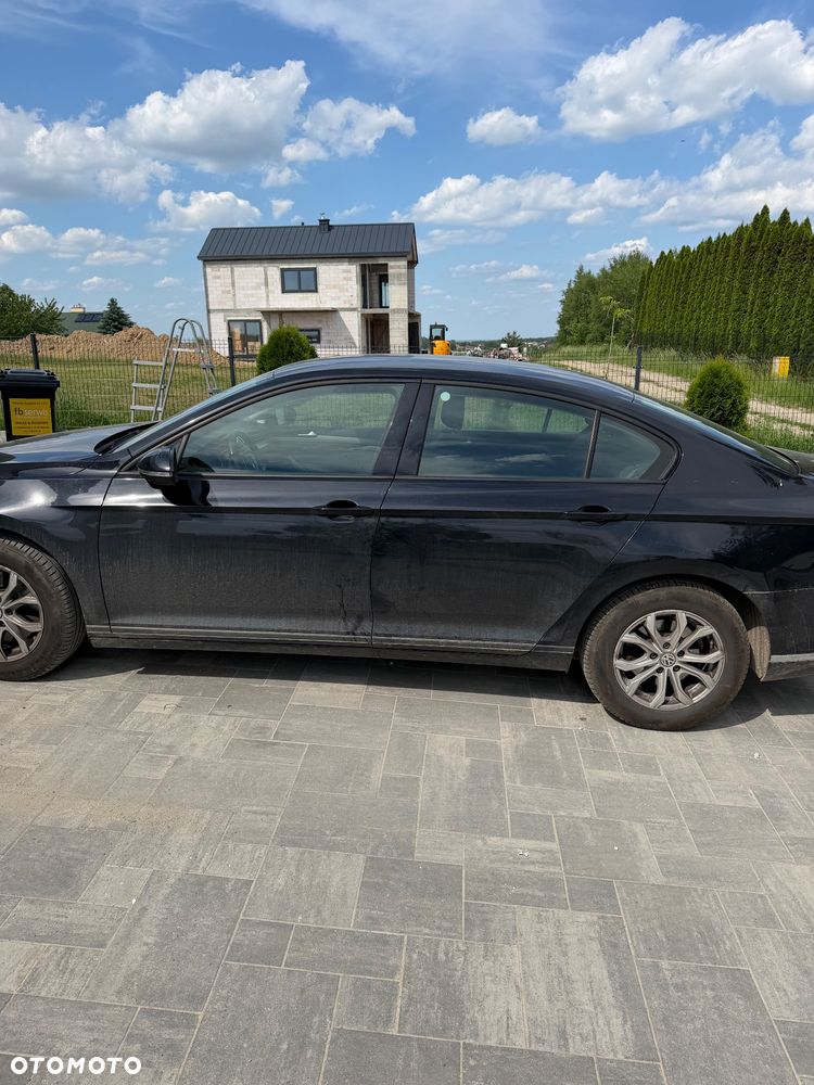Volkswagen Passat 2.0 TDI BMT Trendline - 2