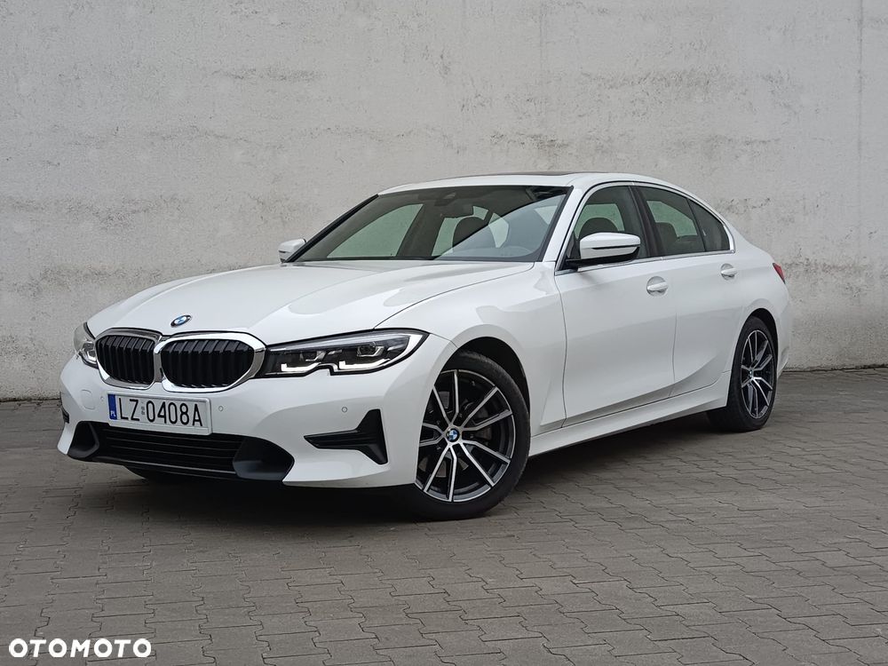 BMW Seria 3 330i xDrive Sport Line - 1