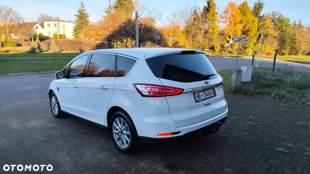 Ford S-Max 2.0 EcoBlue Titanium - 14