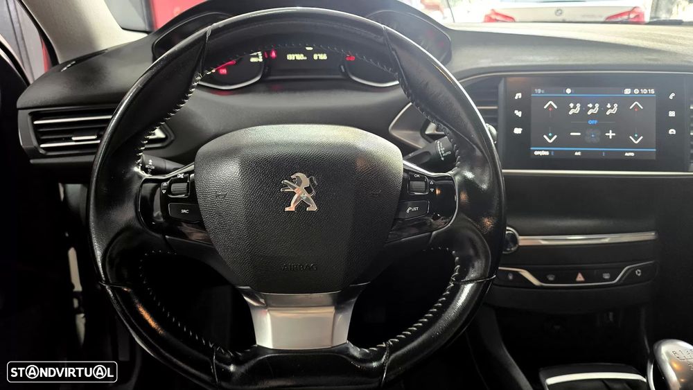 Peugeot 308 SW 1.5 BlueHDi Active J17 - 17