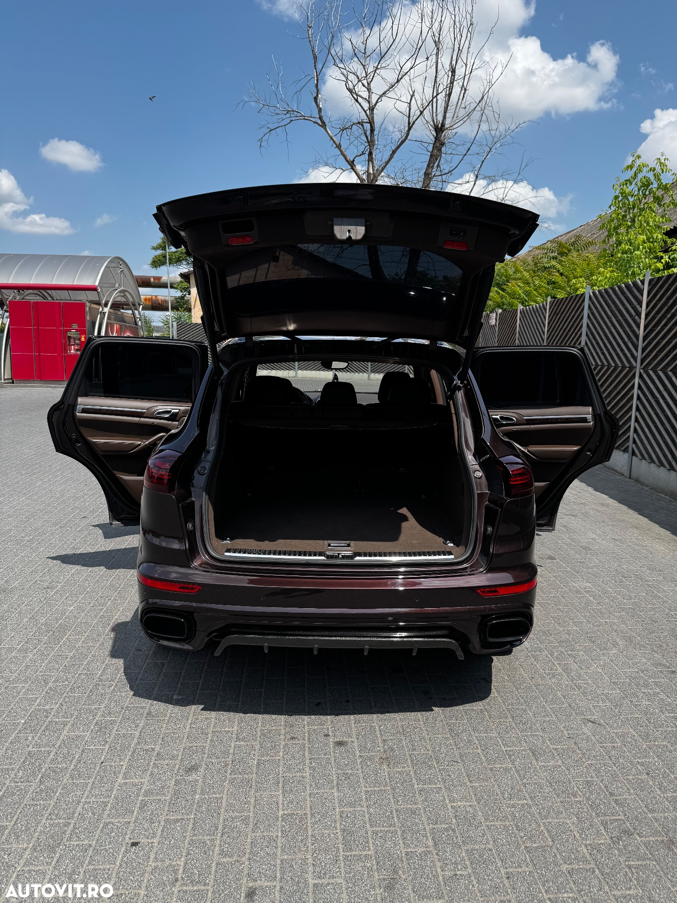 Porsche Cayenne 3.0 L - 10