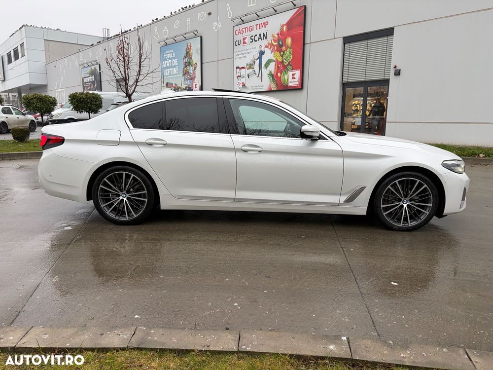 BMW Seria 5 530d xDrive AT MHEV - 6