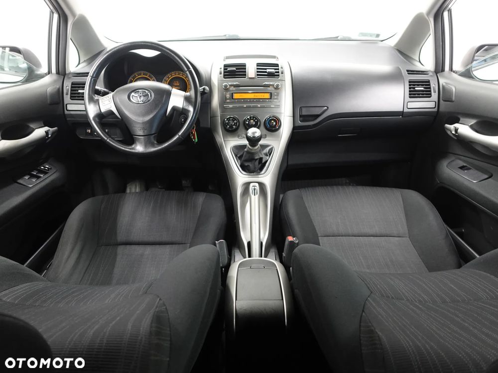 Toyota Auris 1.6 VVT-i Luna - 29