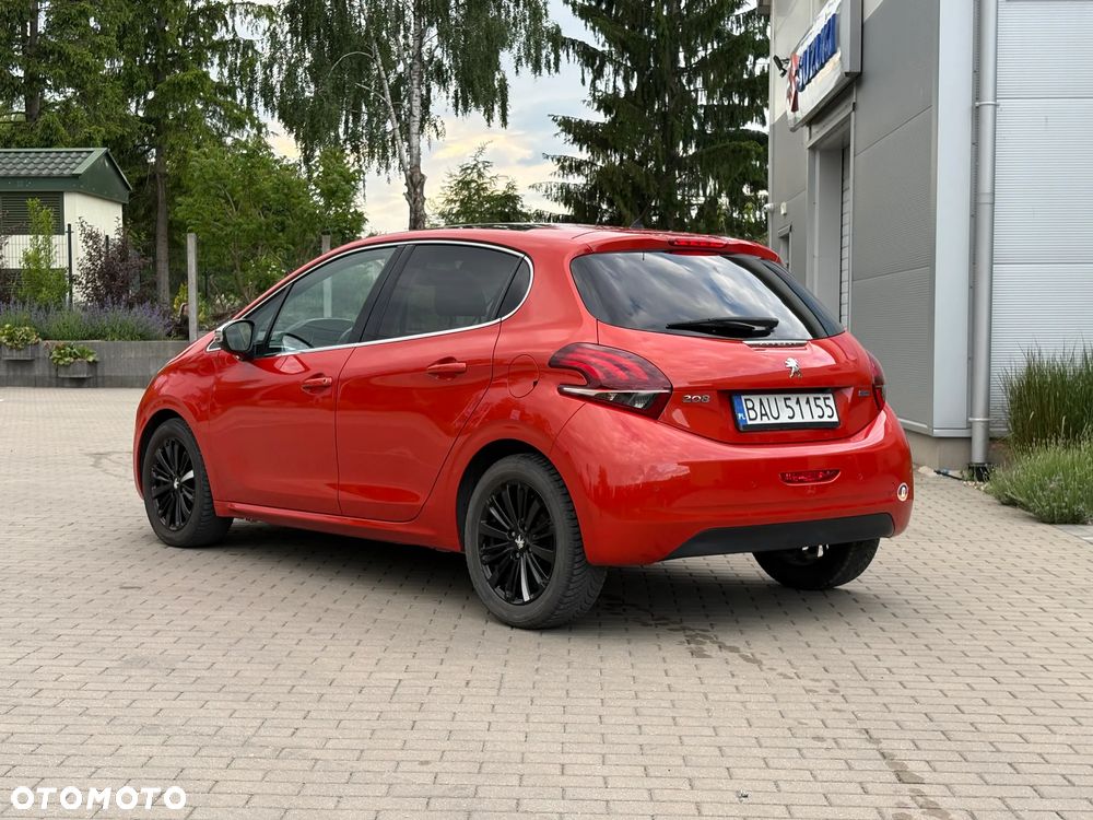Peugeot 208 1.2 PureTech Allure - 5
