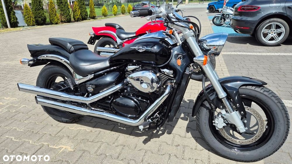Suzuki Intruder - 18