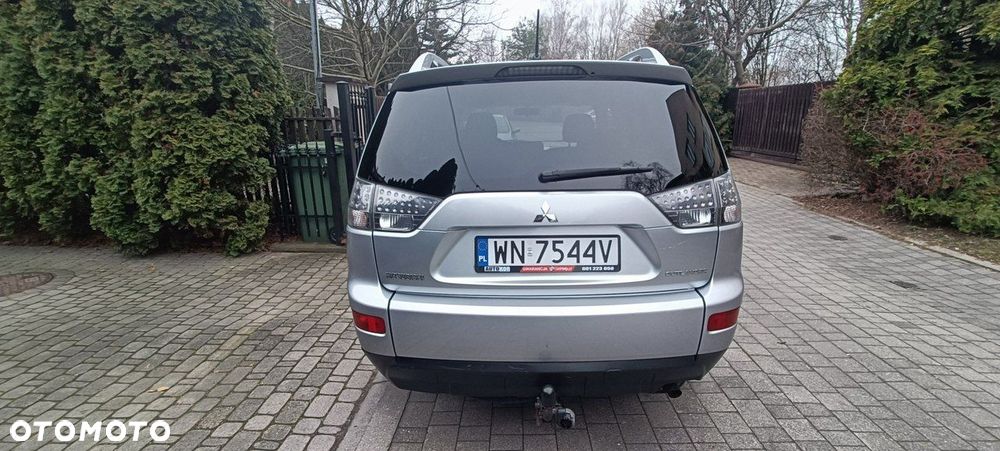 Mitsubishi Outlander 2.4 Instyle EU5 - 6